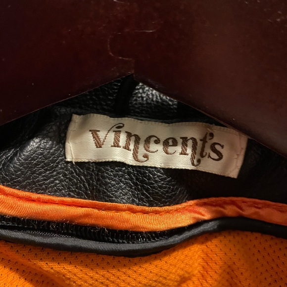 Women’s black leather biker jacket - Picture 4 of 8